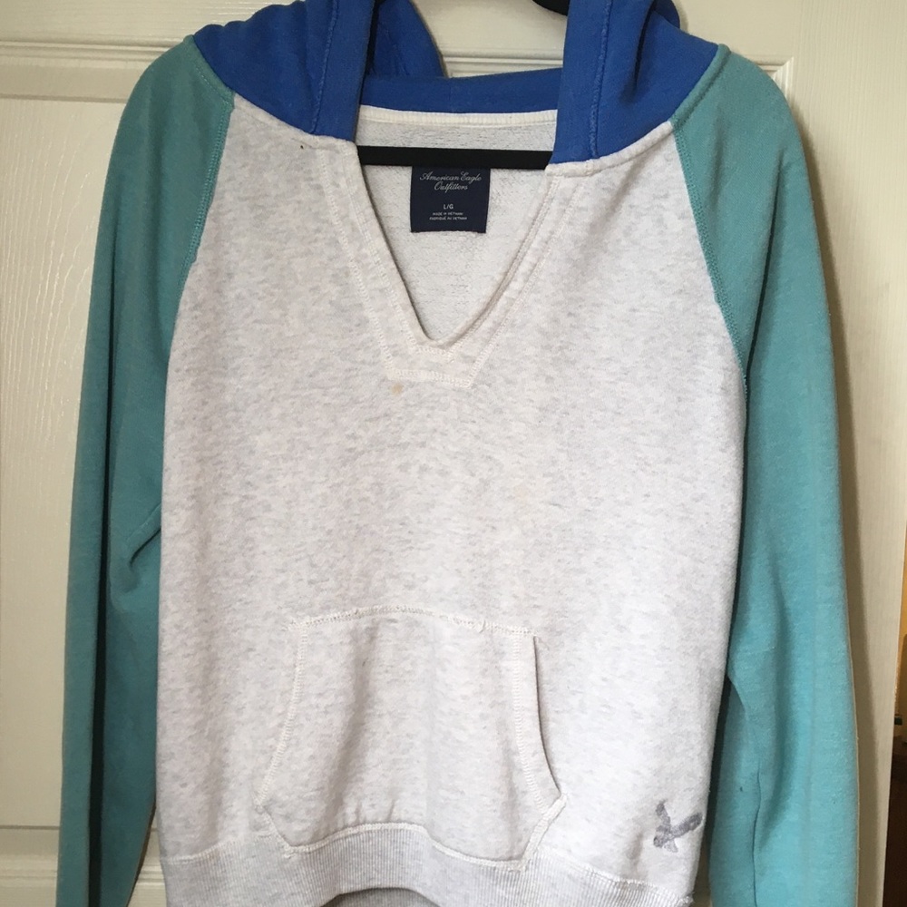 American Eagle Sweatshirt